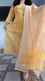 yellow Floral Charm - P25 - Image 2