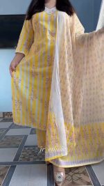 yellow Floral Charm - P25 - Image 4